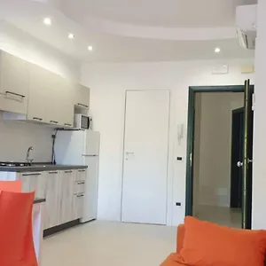  Appartamento Nuovo Centralissimo 150 Mt Dal Mare Italia